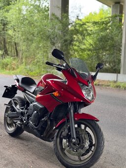 Motorka Yamaha xj 6 Diversion