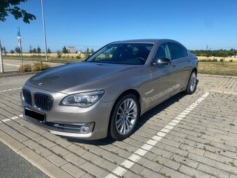 BMW 740D
