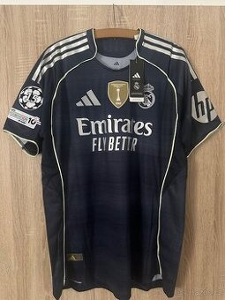 Jude Bellingham Dres Real Madrid - 1