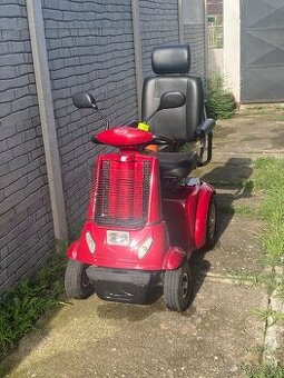 Invalidní skůtr servo