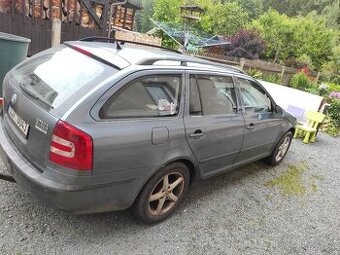 Škoda Octavia 2 Combi "pojízdná s platnou TK}