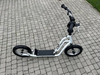 Yedoo 2 koloběžka