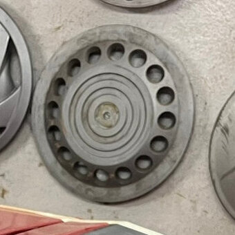 Dobové poklice 13" - KOUPÍM