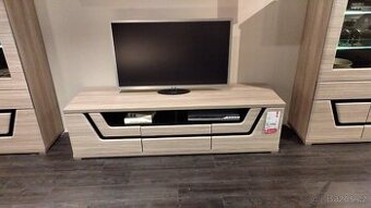 Prodám TV a konferenční stolek