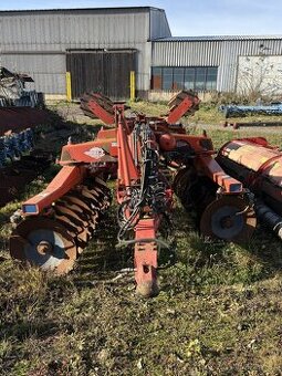 Diskový podmítač KUHN DISCOVER XM44/660