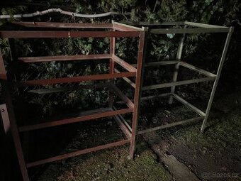 Regál domácí výroba