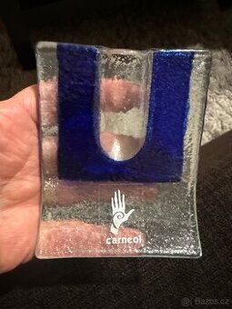 Svícen skleněný, výška 10 cm, šířka 8 cm