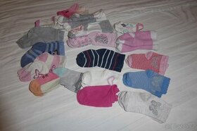 Daruji dětské (dívčí) ponožky od vel. 18 po 26