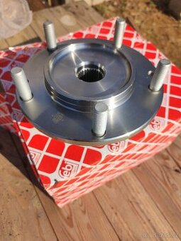 Náboj přední kolo Kia Sorento JC 2002-2009