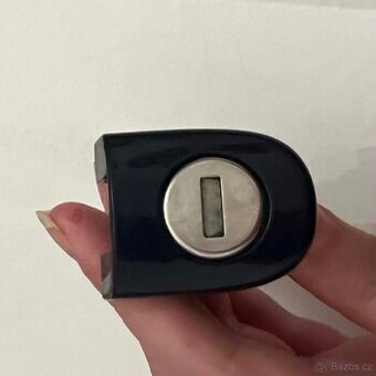 Zámek dveří VW Passat b5, b5,5, golf, bóra