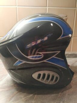 Lyžařska helma - 1