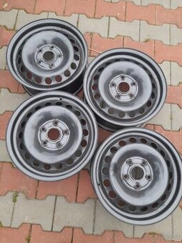 Disky r15 na Octavii 2