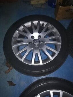 ALU kola AUDI 5x112 r17 pneu 245 45r17