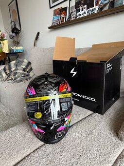 Scorpion exo-r1 Evo 2 helma