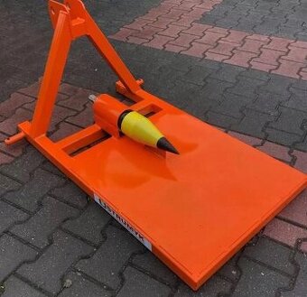 Kuželová štípačka na dřevo za traktor