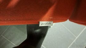Kancelářská židle zn. PROFIM oranžová