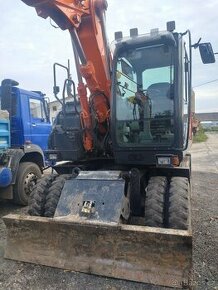 Prodej kolový bagr Hitachi
