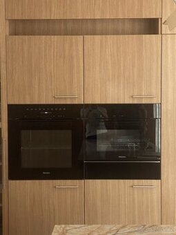 Pečící trouba Miele