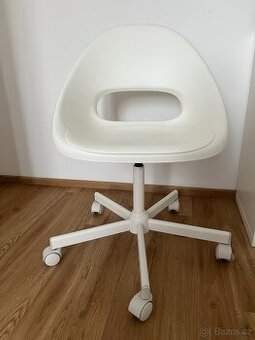 Ikea bílá židle