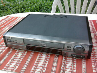 Špičkový HiFi S-VHS VIDEORECORDER "JVC" HR-S7000EG