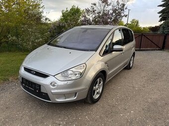 Ford S-Max 2.2TDCI.129KW,Navi,7 Míst,Tažné, 2008