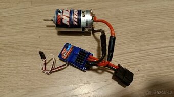 traxxas regulator XL2.5 s motorem Titan 12T 550
