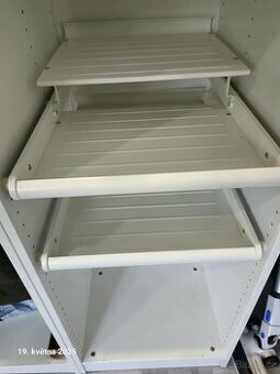Ikea komplement 3x výsuvná police na boty