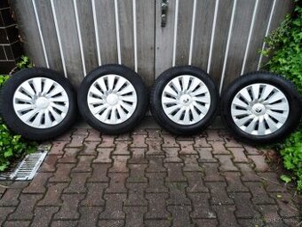 Komplet Zimní Sada Continental +Poklice205/60/16 ET 48 5X112