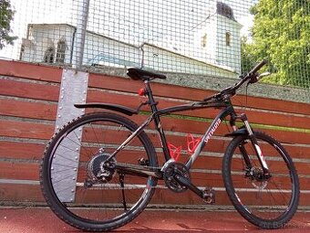 Horské kolo Specialized Hardrock, 8.900,- Kč