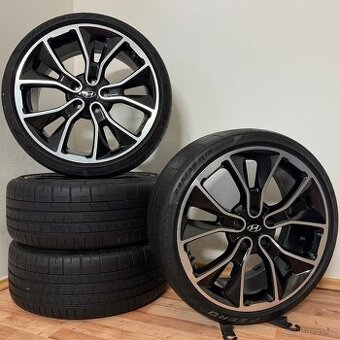 HYUNDAI i30 N 5x114,3 R19 ET55+LETNÍ 235/35R19 6/4mm