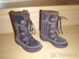 Dívčí KOZAČKY zn.TIMBERLAND vel. 22,5 WATERPROOF