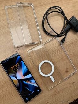 Samsung Galaxy Z Fold4 5G 12GB/256GB zánovní