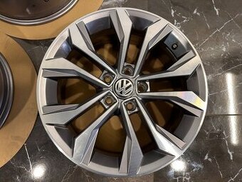 original VW r17 Passat 3G B8 3G0601025G Soho