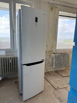 Lednice LG