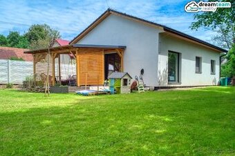 Sympatický bungalov 4+kk s moderním designem - 3 ložnice, te