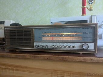 Historické rádio Tesla