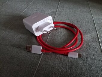 Nabíječka USB C 100W