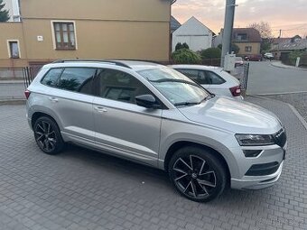 Škoda Karoq 2.0 TDI 110kW 4x4 DSG Sportline / Webasto