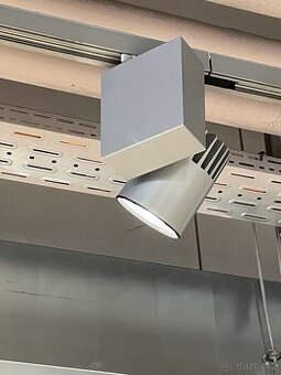 Prodáme kompletní profesionální osvětlení z 600m2 prodejny