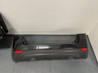 Chevrolet Captiva zadní nárazník černá barva