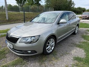Škoda Superb 1.4 TSI 92kw / 9/2013 / 95100km