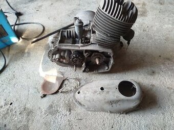 Motor čz prase 501 502