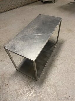 Nerezový stůl 130×60 cm se spodní policí – výška 80 cm
