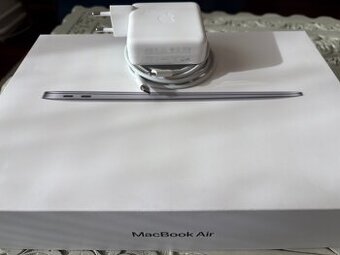 MacBook Air 2020 – 16GB RAM, 256GB SSD