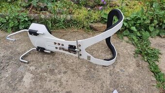 Postroj na pohodový buben