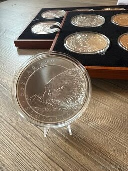 Stříbrná investiční mince Slovenský orel 5oz 2022
