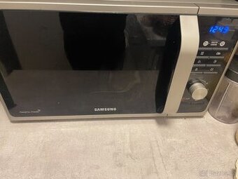 Mikrovlnna trouba Samsung