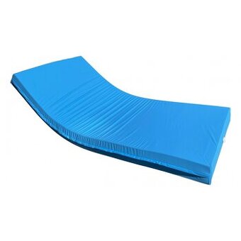 Antidekubitní matrace z prořezané studené pěny