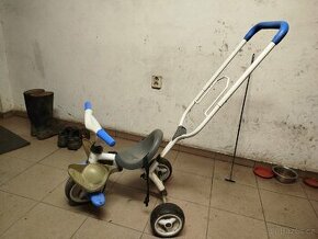 Dětská tříkolka