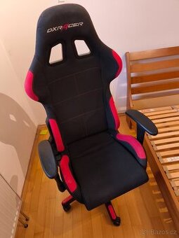 Herní/kancelářská židle DXRacer – černo-červená + bederní po